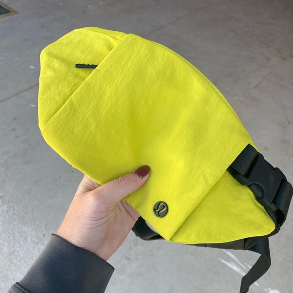 Lululemon Fanny pack - Picture 2 of 3
